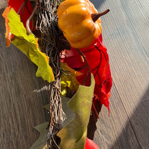 Brand New!! 6ft Fall Garland With Pumpkin  + Flower - Picture 4 of 4